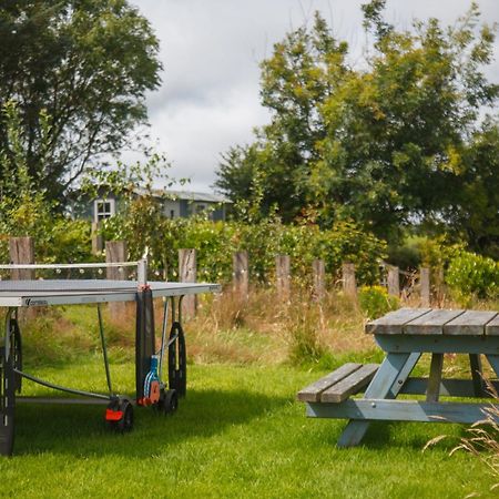 Luxury Shepherd'S Hut On Flower Farm With Outdoor Bath In Mid Cornwall Truro Zewnętrze zdjęcie